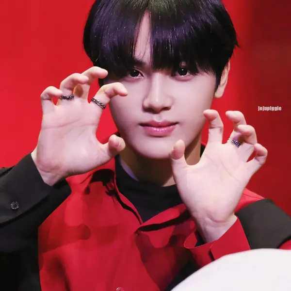 JuHaknyeon gallery image