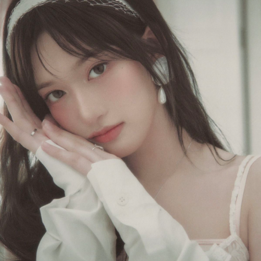 Leeseo gallery image