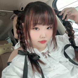 Suhyun gallery image