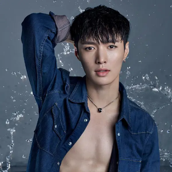 Lay Zhang gallery image