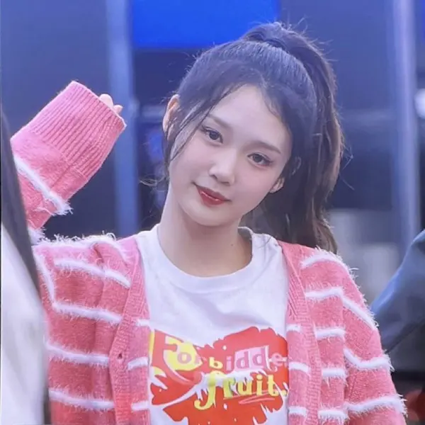 Gong YuBin gallery image