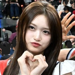 Leeseo gallery image