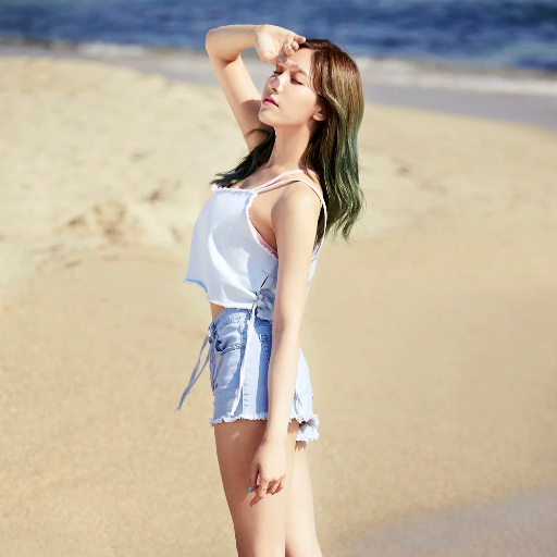 Soyeon gallery image