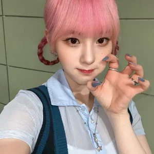 Chaehyun gallery image