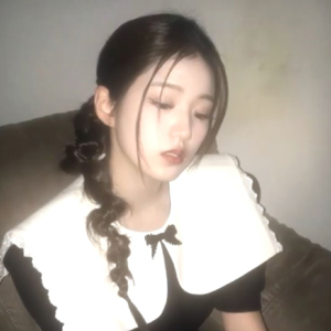 Yoon Jiyoon gallery image