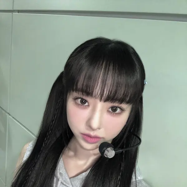 ViVi gallery image