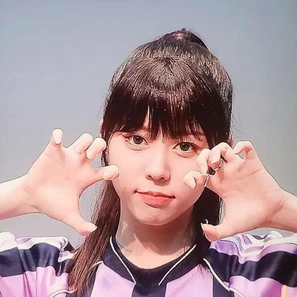 Jeong HyeRin gallery image