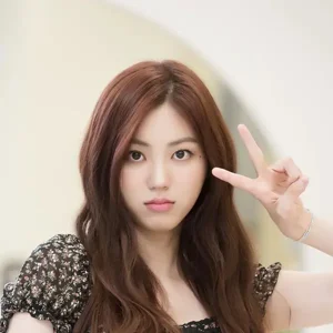 EunBin gallery image