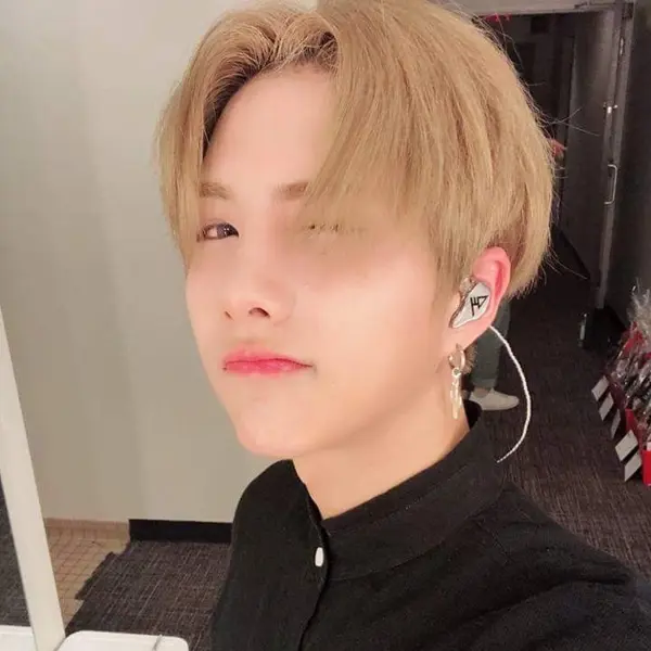 Seyoon gallery image