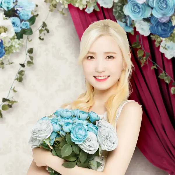 Hitomi gallery image