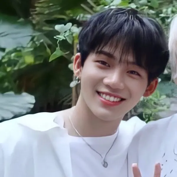 Choi Hyunsuk gallery image