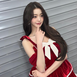 Wonyoung gallery image