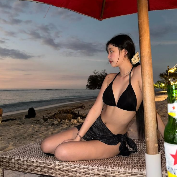 Soojin gallery image