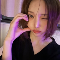 Youngseo gallery image