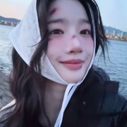 Kim YooYeon gallery image