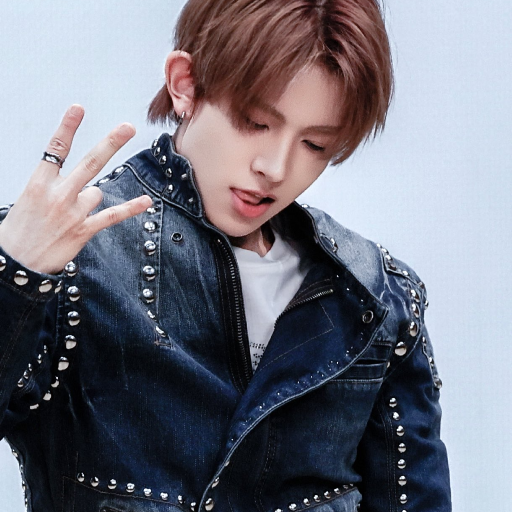 Heeseung gallery image