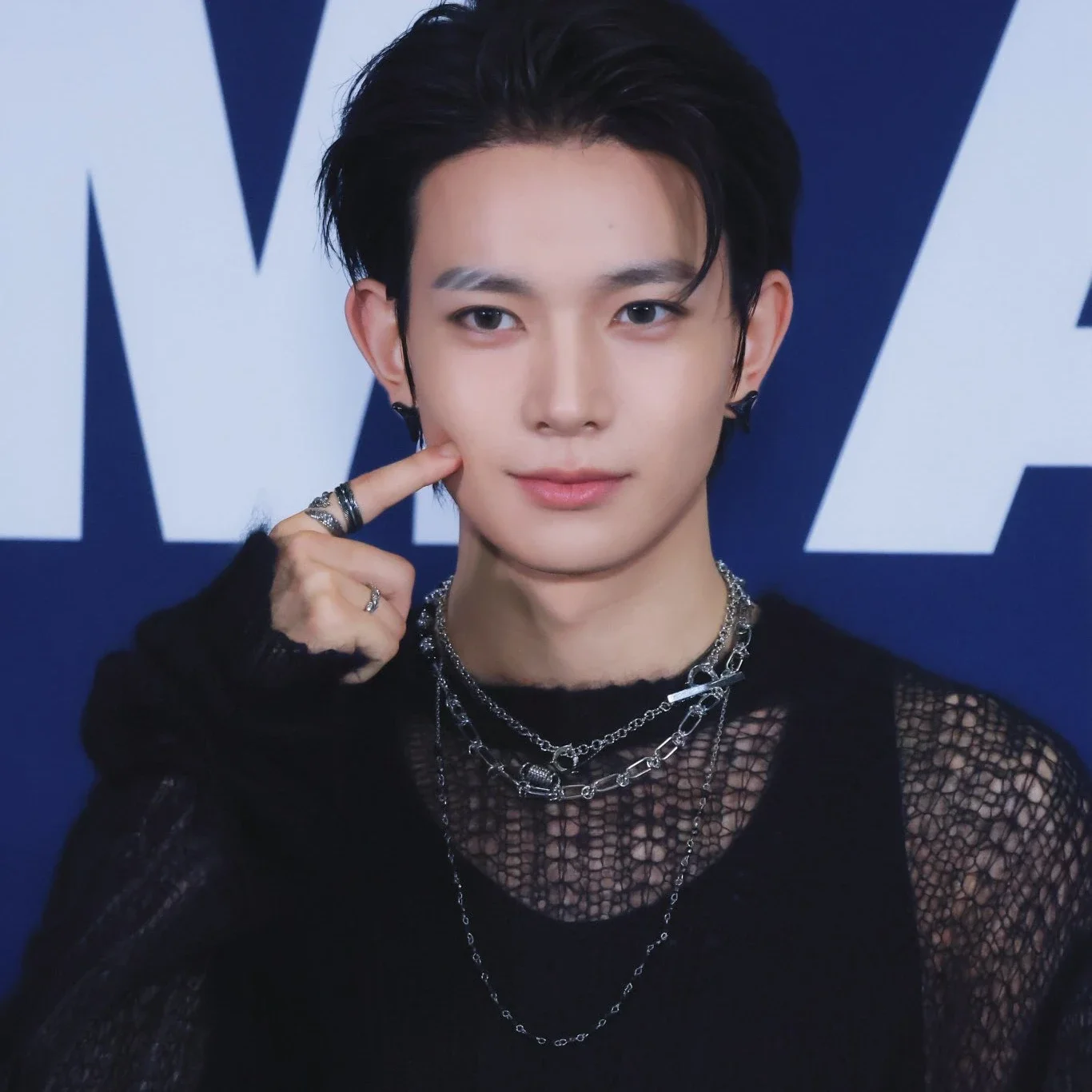 Heeseung gallery image