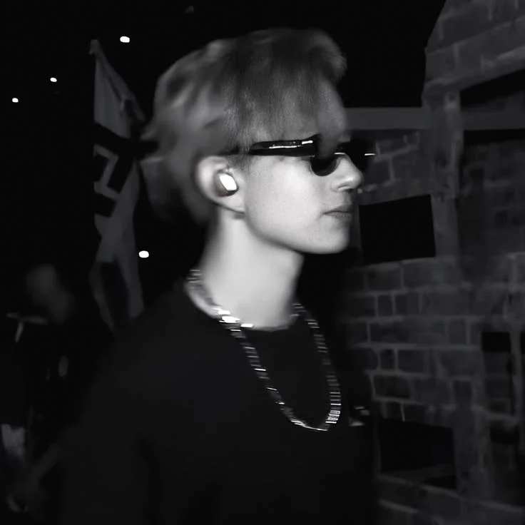 Heeseung gallery image
