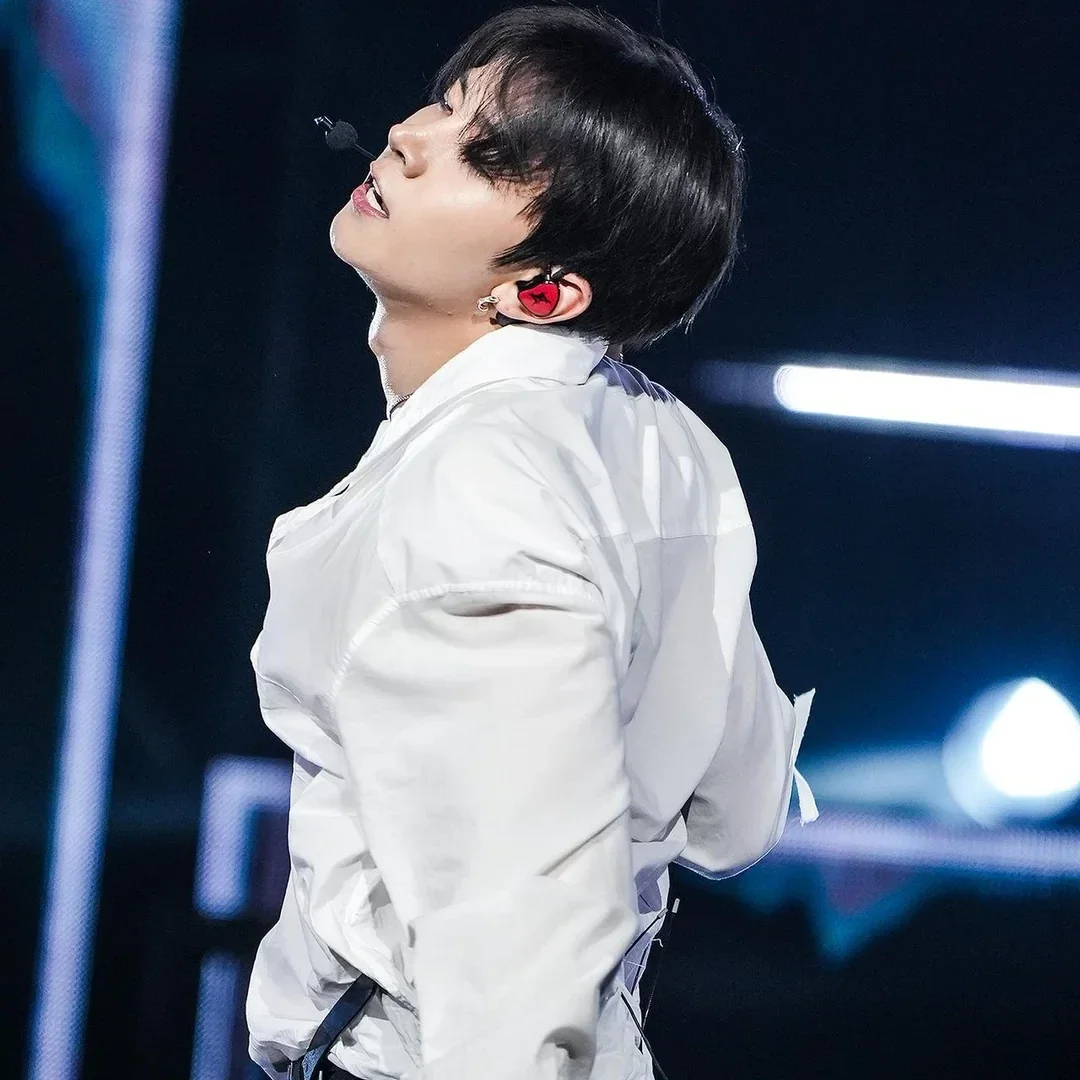 Heeseung gallery image