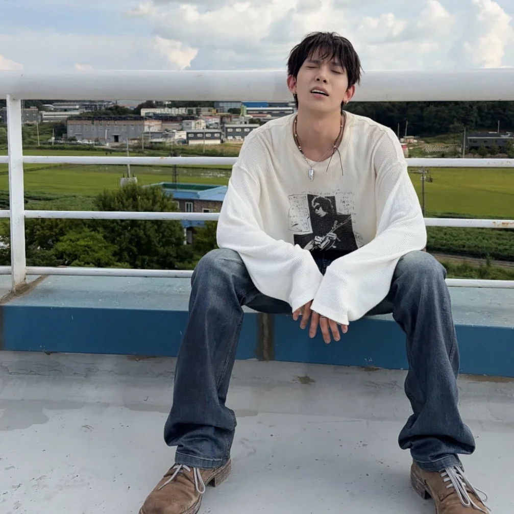 Heeseung gallery image