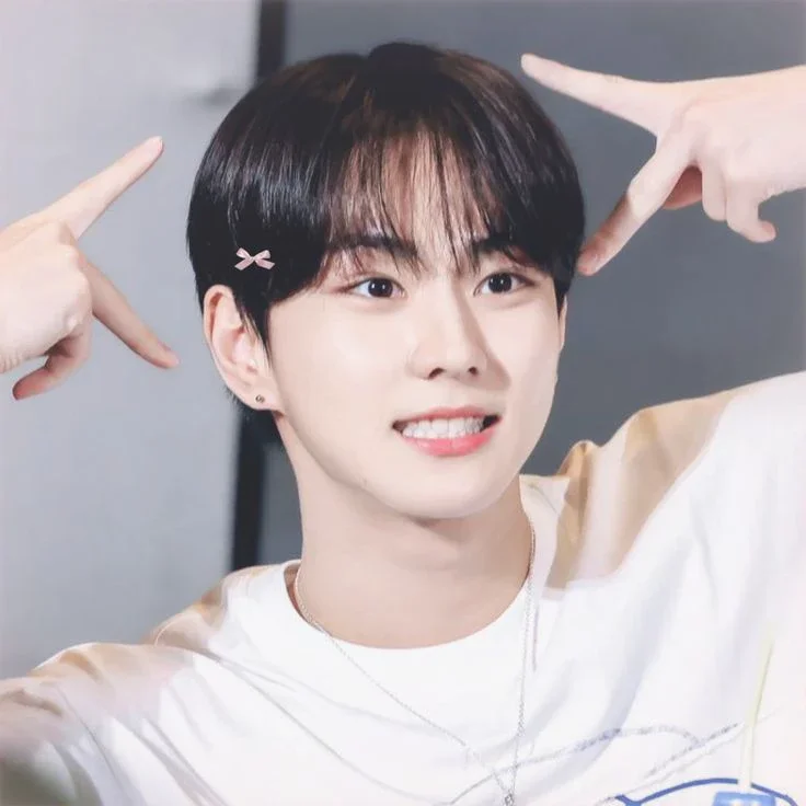 Jungwon gallery image