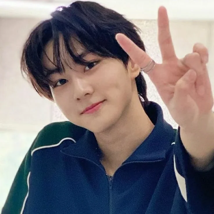 Jungwon gallery image