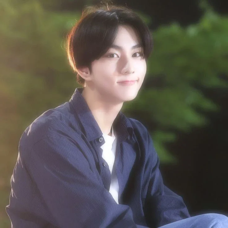 Jungwon gallery image