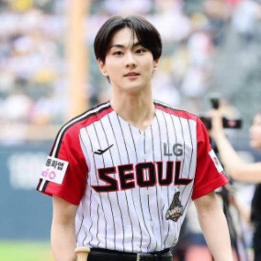 Jungwon gallery image