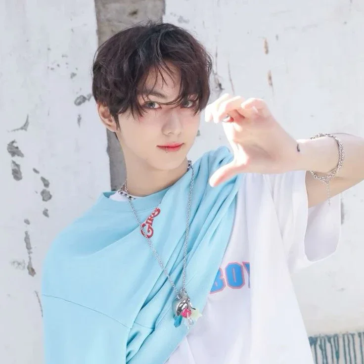Jungwon gallery image