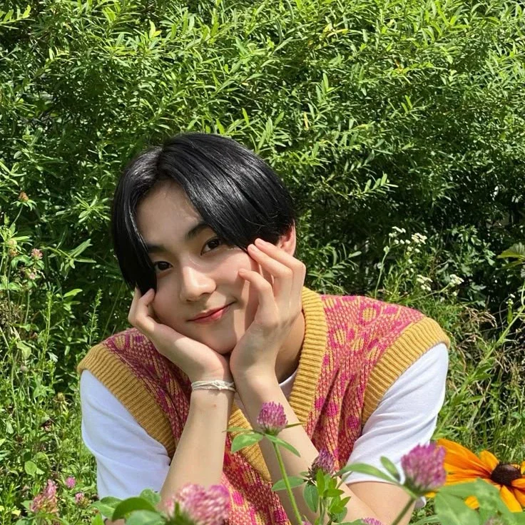 Jungwon gallery image