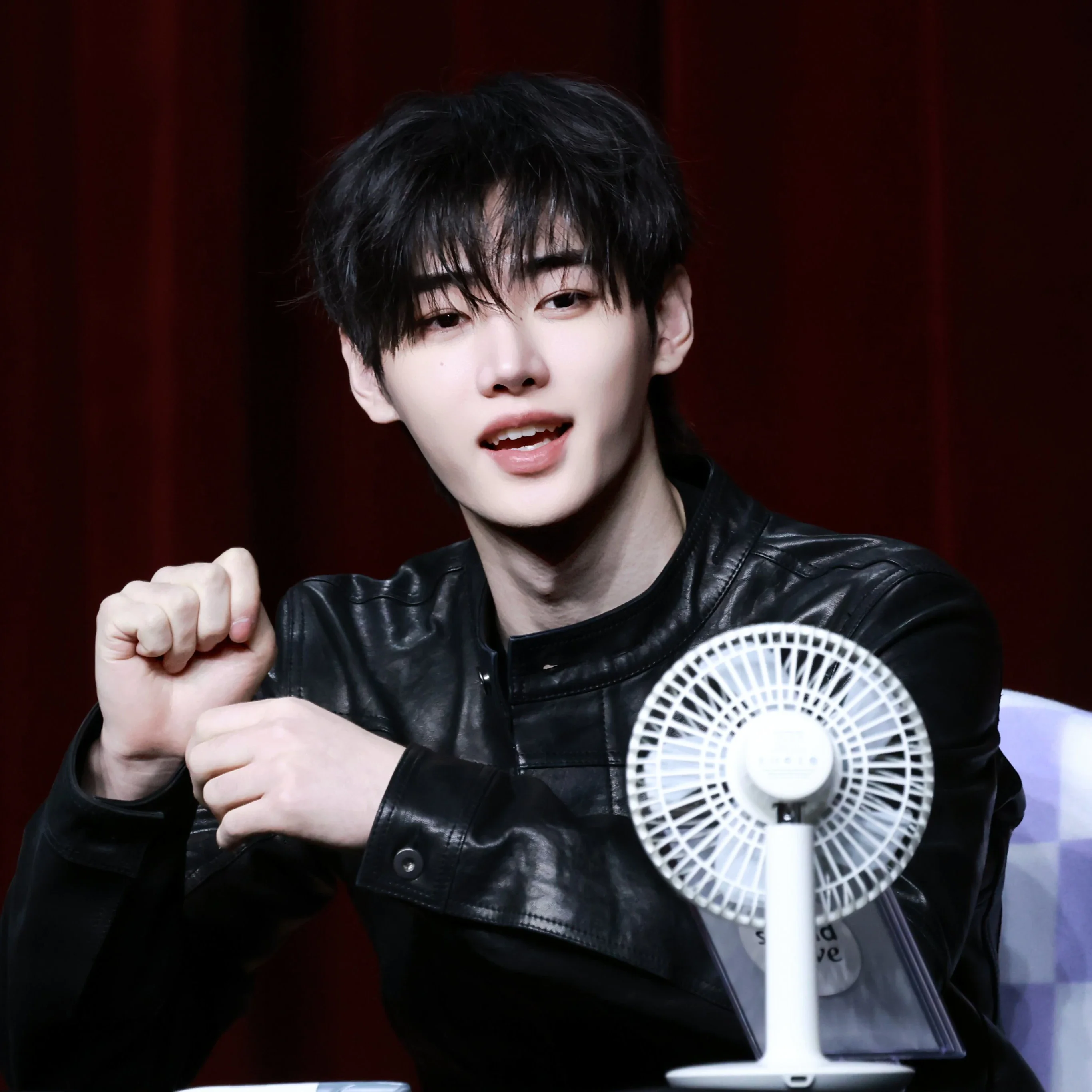 Sunghoon gallery image