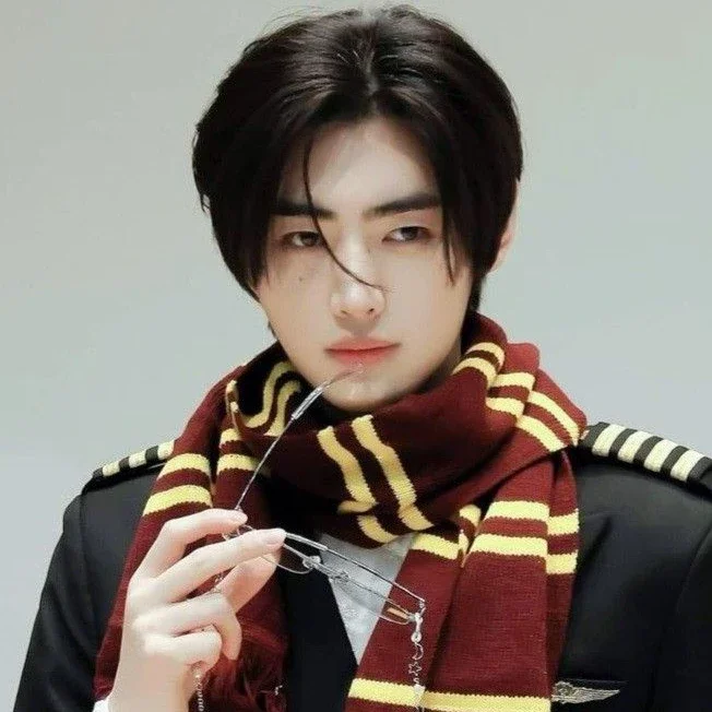Sunghoon gallery image