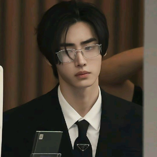 Sunghoon gallery image