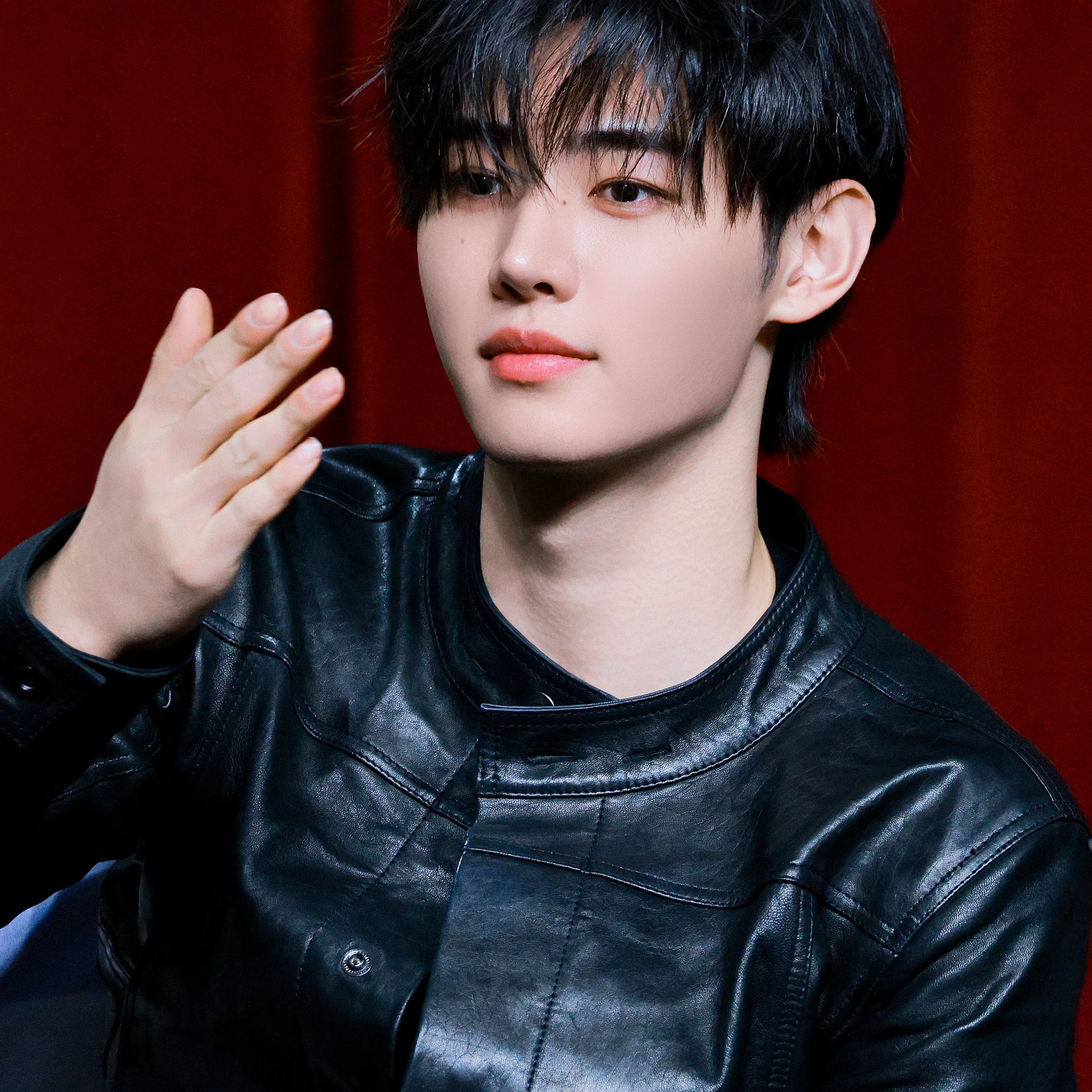 Sunghoon gallery image