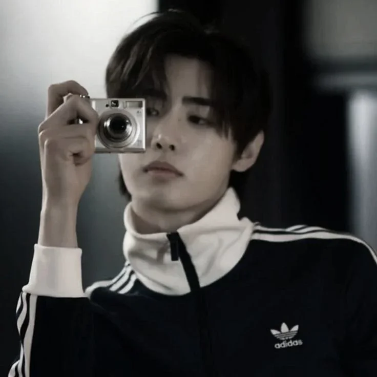 Sunghoon gallery image