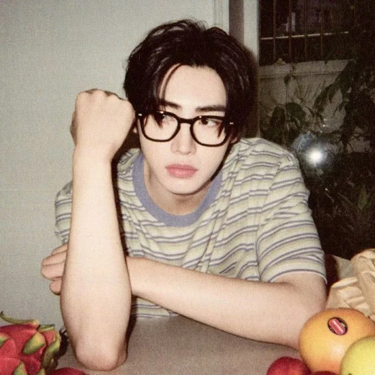 Sunghoon gallery image