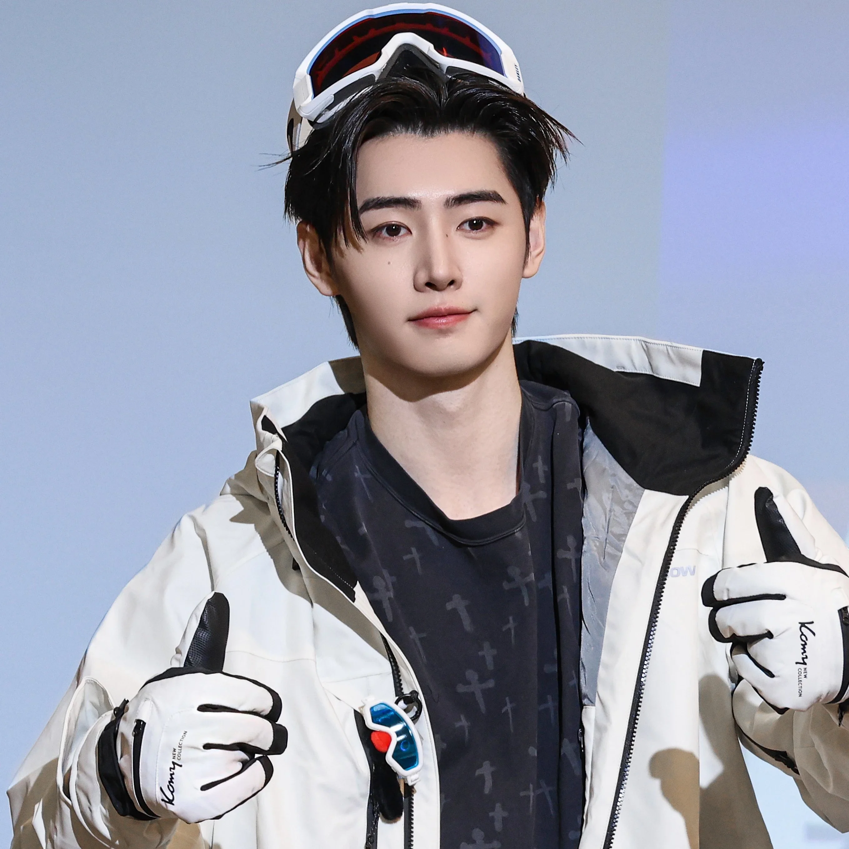Sunghoon gallery image