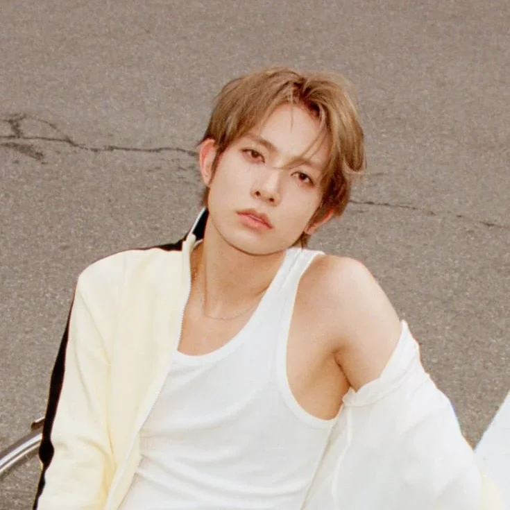 Heeseung gallery image