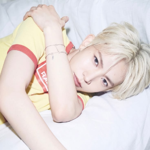 Heeseung gallery image