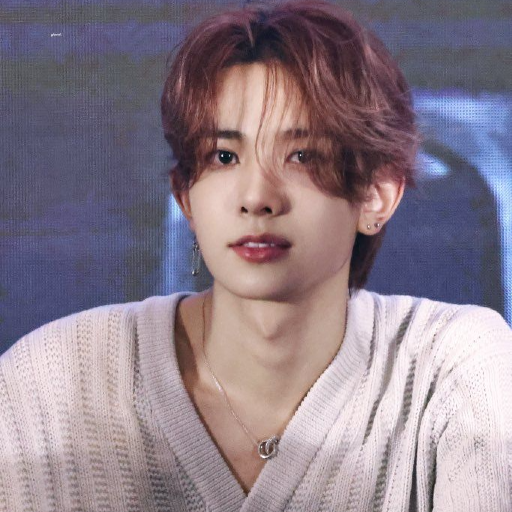 Heeseung gallery image