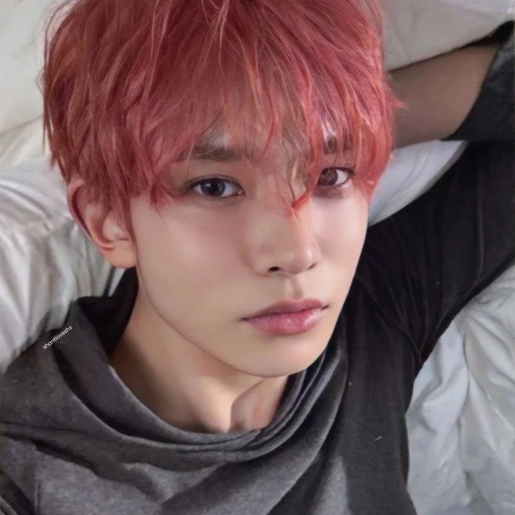Heeseung gallery image