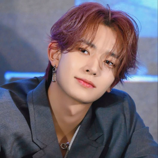 Heeseung gallery image