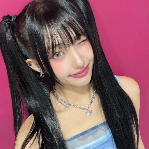 Aisha gallery image