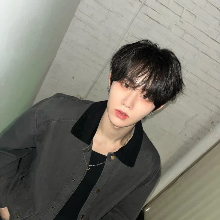 Ji Yunseo gallery image
