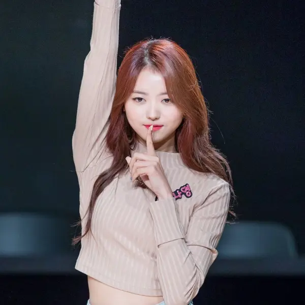 Gambar galeri Nayoung