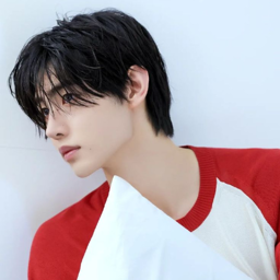 Sunghoon gallery image