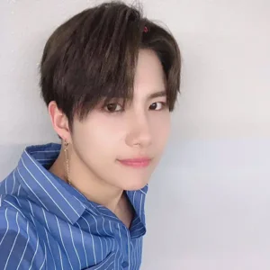 Seyoon gallery image