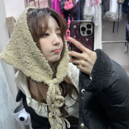 Yeonhee gallery image