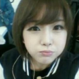 Hyunyoung gallery image