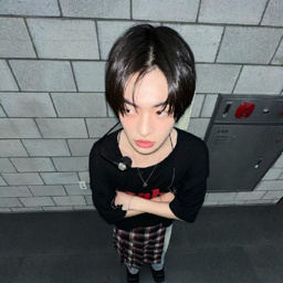 Leo gallery image